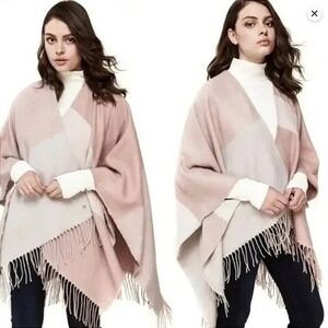 NEW SOIA &‎ KYO Women's Acrylic Colorblock Fringe Poncho Wrap Scarf Neutral NWT